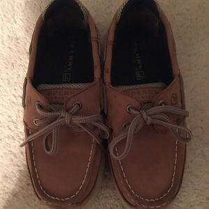 Boys Sperry size 1